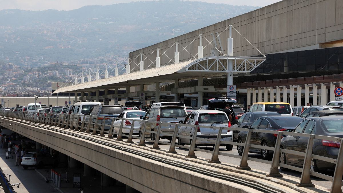 Cars queue as they drop passengers outside the Beirut–Rafic Hariri International Airport, in Beirut, Lebanon, July 30, 2024. File Image/Reuters Cars queue as they drop passengers outside the Beirut–Rafic Hariri International Airport, in Beirut, Lebanon, July 30, 2024. File Image/Reuters