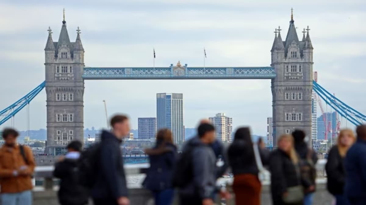 British pay grew slowest in two years and that's great news for its central bank