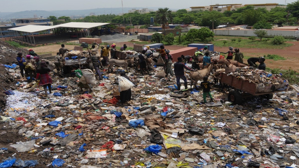 Garbage and grin: Mali's capital city finds unconventional solution to waste management