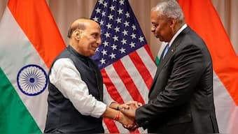 Indian Defence Minister Rajnath Singh with US Defence Secretary Lloyd Austin in Washington on Friday. Image: PTI 