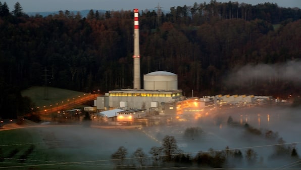 Switzerland to overturn ban on building nuclear power stations to boost energy supply