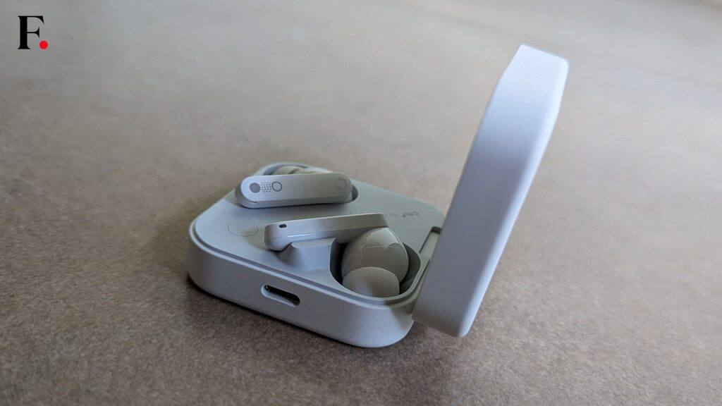 CMF Buds Pro 2 Review USB-C Port-2024-08-8095bb9b403d4f90c5fe0b68f9511883