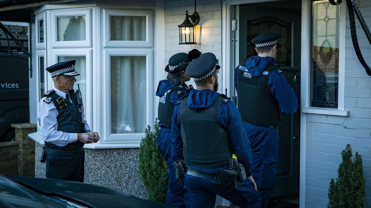 London police arresting suspects of far-right riots in England (Photo: X/Metropolitan Police) London police arresting suspects of far-right riots in England (Photo: X/Metropolitan Police)