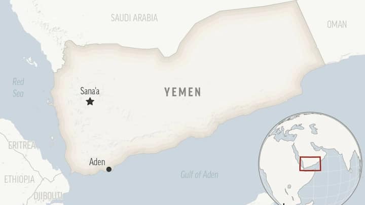 Ship hit by 3 projectiles near Yemen, says UK agency