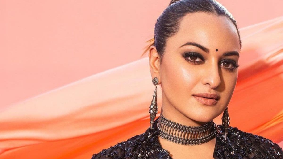 Is Sonakshi Sinha selling her 1BHK apartment where she married Zaheer Iqbal? Here's the truth!