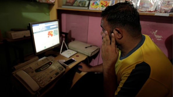 Pakistan's internet crisis sparks fears of mass exodus of foreign investments