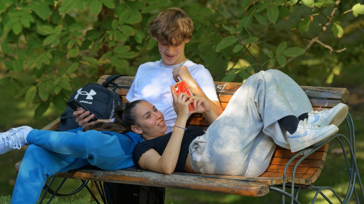 Men, do you claim to be tall on dating apps? How ChatGPT can bust that lie Men, do you claim to be tall on dating apps? How ChatGPT can bust that lie