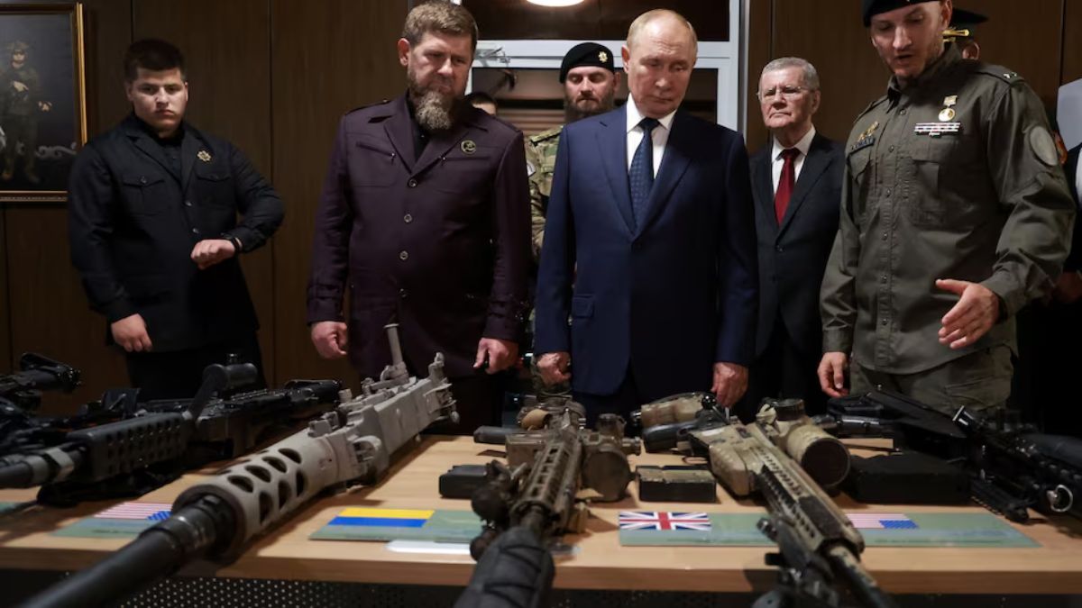 Putin visits Chechnya for first time in 13 years, inspects troops ready to fight Ukraine Putin visits Chechnya for first time in 13 years, inspects troops ready to fight Ukraine