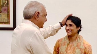 Star wrester Vinesh Phogat met former Haryana Chief Minister Bhupinder Singh Hooda at his New Delhi residence. Image credit: X/@BhupinderShooda