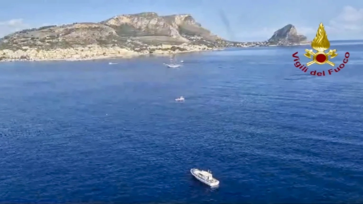 1 dead, 6 missing and 15 rescued after luxury British yacht sinks off the coast of Sicily 1 dead, 6 missing and 15 rescued after luxury British yacht sinks off the coast of Sicily