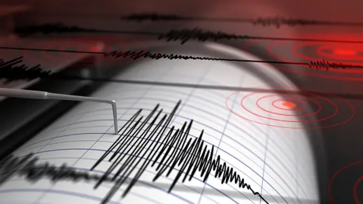 Earthquake of 7.1 magnitude hits Nepal, tremors felt in Delhi-NCR, Bihar, West Bengal, Assam Earthquake of 7.1 magnitude hits Nepal, tremors felt in Delhi-NCR, Bihar, West Bengal, Assam