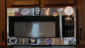 Researchers collected microbiological samples from 30 microwaves: 10 from private homes, 10 from shared communal spaces like offices and cafeterias, and 10 from research laboratories. Image for Representation. AFP
