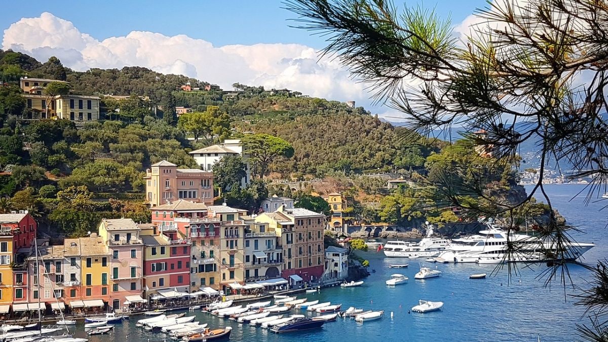 Why is there a crackdown on air-conditioners in Italy's Portofino?