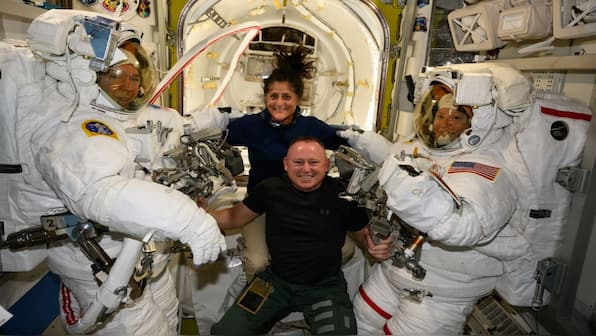 Do Sunita Williams and Barry Wilmore have enough food and supplies to stay in space until 2025?