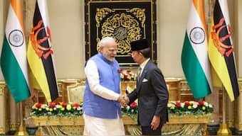 Prime Minister Narendra Modi with Sultan Haji Hassanal Bolkiah. (X/@narendramodi)