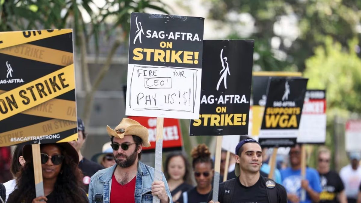 California shows how to save actors from AI, passes new AI bill to reign in Hollywood studios California shows how to save actors from AI, passes new AI bill to reign in Hollywood studios