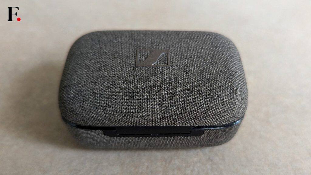 Sennheiser Momentum True Wireless 4 Review: Case - back-2024-09-c742182a7b58b385654c9dd0a96ed781