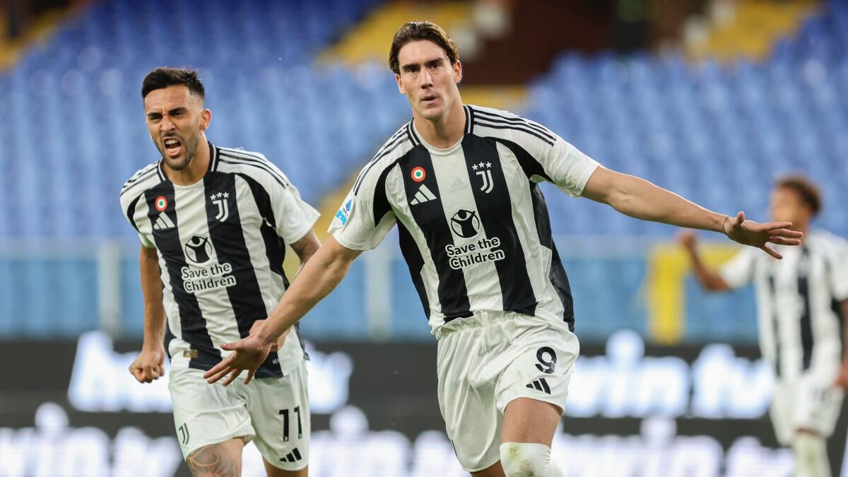 European football roundup Barcelona's perfect start halted, Bayern