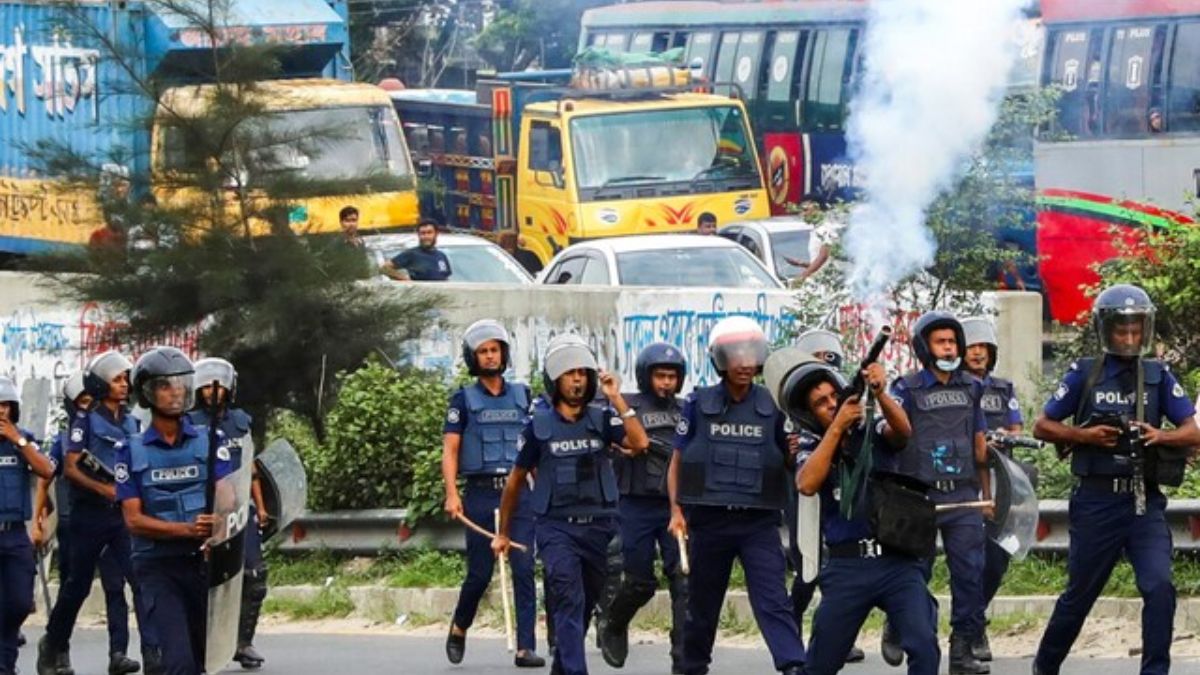 Bangladesh unrest: 4 killed as troops open fire amid ethnic clash in Chittagong Hill Tracts Bangladesh unrest: 4 killed as troops open fire amid ethnic clash in Chittagong Hill Tracts