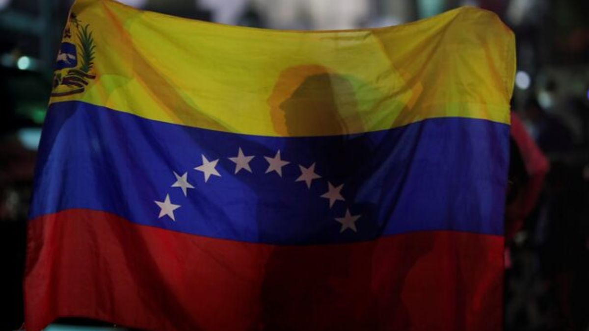 US and Spanish nationals detained on suspicion of 'destabilising' Venezuela US and Spanish nationals detained on suspicion of 'destabilising' Venezuela