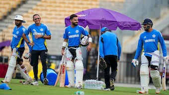 Both Virat Kohli and Rohit Sharma will look for big scores in Kanpur Test. Image: PTI