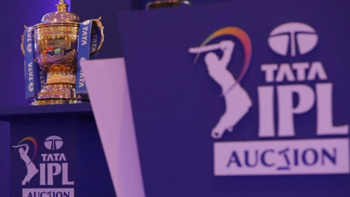 Online ipl auction sale