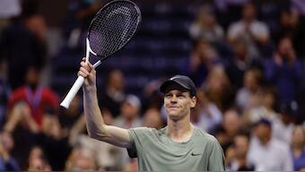 Jannik Sinner acknowledges the crowd after defeating Daniil Medvedev in the quarterfinals of the US Open. AP