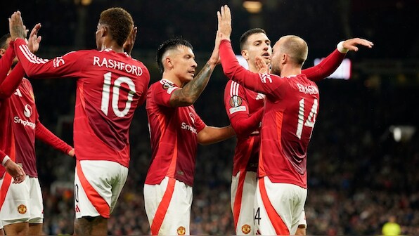 Man United aim to shrug off poor form, Bayern face Bayer: 5 talking points for the weekend football