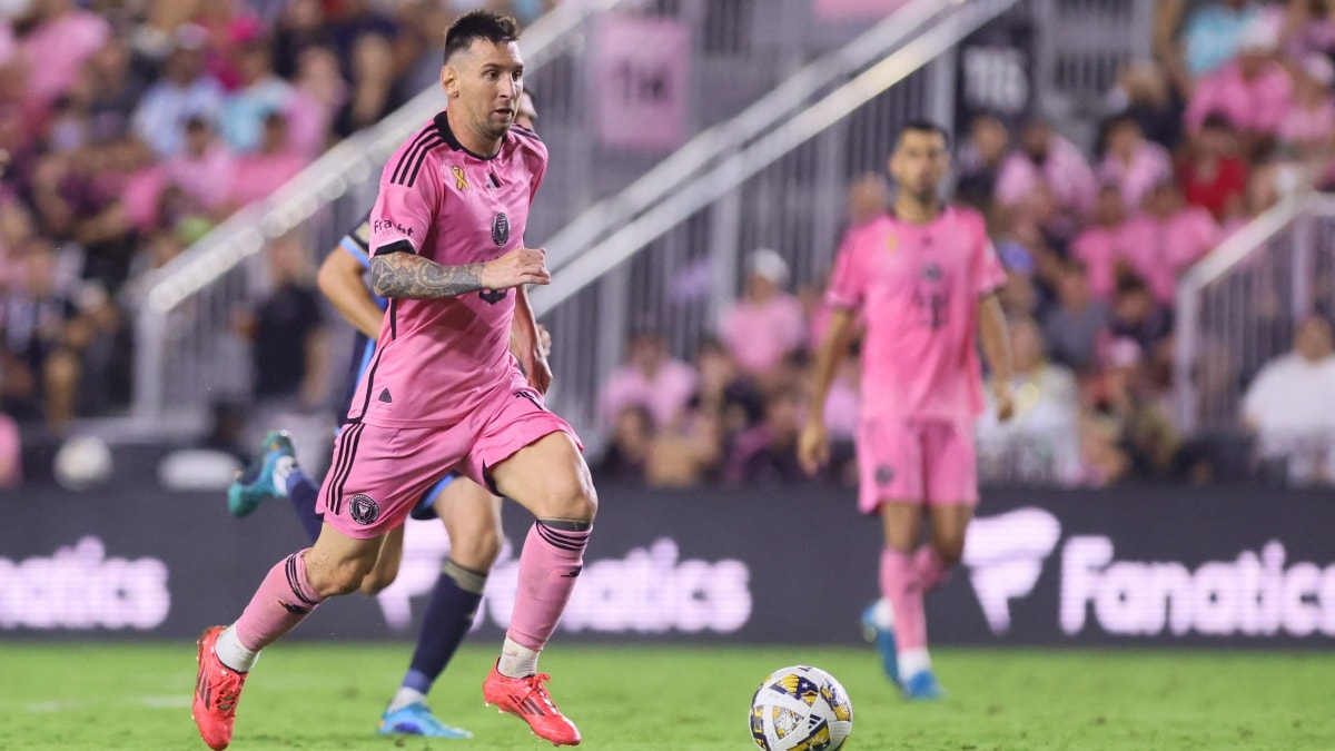 Watch: Lionel Messi scores twice, assists another in triumphant injury return for Inter Miami