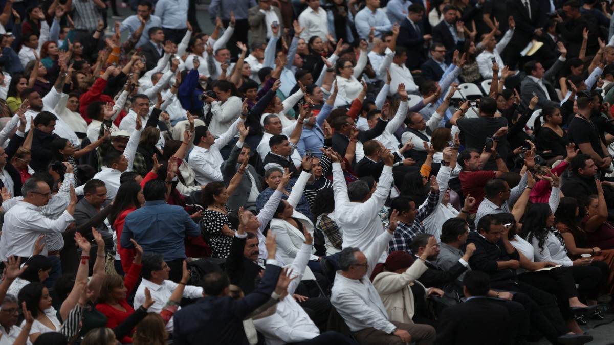 Mexico Supreme Court judges stop work in protest as Congress debates judicial reforms Mexico Supreme Court judges stop work in protest as Congress debates judicial reforms