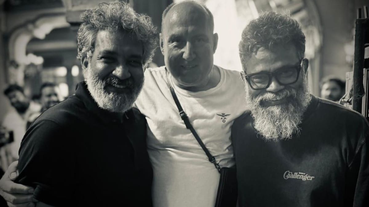 An ICONIC picture! Sukumar with S. S. Rajamouli during his visit on the sets of the most anticipated film Pushpa 2: The Rule!