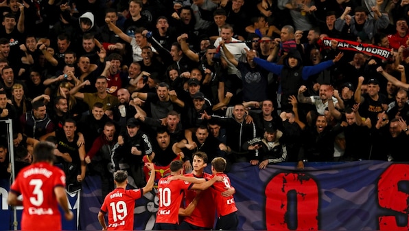 European football roundup: Barcelona's perfect start halted, Bayern held by Leverkusen