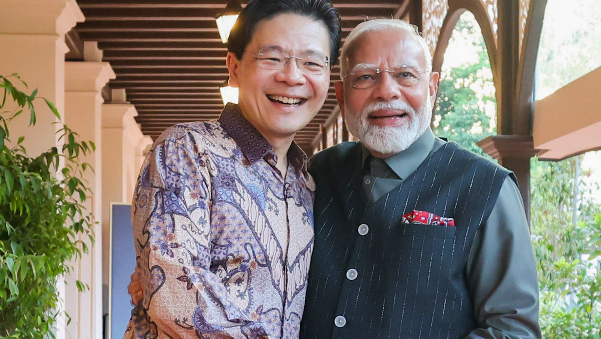 PM Modi in Singapore: How the island nation became India’s top FDI source PM Modi in Singapore: How the island nation became India’s top FDI source