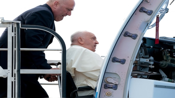 Why no pope has ever visited China