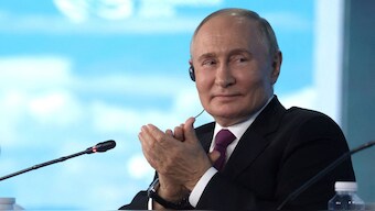 Russian President Vladimir Putin attends a plenary session of the Eastern Economic Forum in Vladivostok, Russia, September 5, 2024. File Image/Reuters