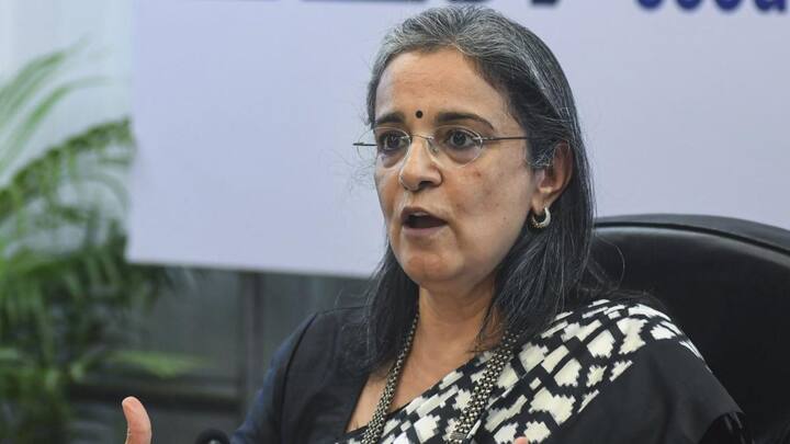 Investments in China, Rs 37 cr traded in listed shares: Congress' new allegations against Sebi's Madhabi Buch