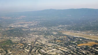 Silicon Valley is located in the Bay Area of San Francisco. Image courtesy: Coolcaesar. Wikimedia Commons