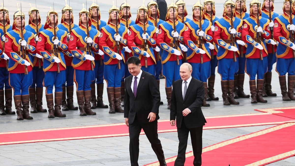 West, ICC want Putin arrested but Mongolia rolls out red carpet for Russian president