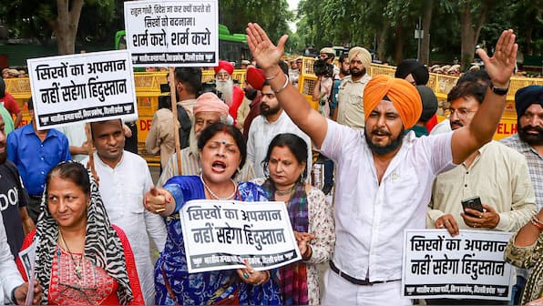 BJP Sikh cell members protest outside Rahul Gandhi's house over remarks in US