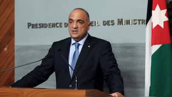 Jordanian Prime Minister Bisher al-Khasawneh speaks during a joint news conference with Lebanese Prime Minister Najib Mikati at the government palace in Beirut, Lebanon September 30, 2021. REUTERS