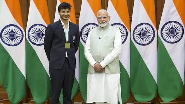 Vidit Gujrathi prioritises Prime Minister meet over title defence; Modi hails India's historic double gold triumph