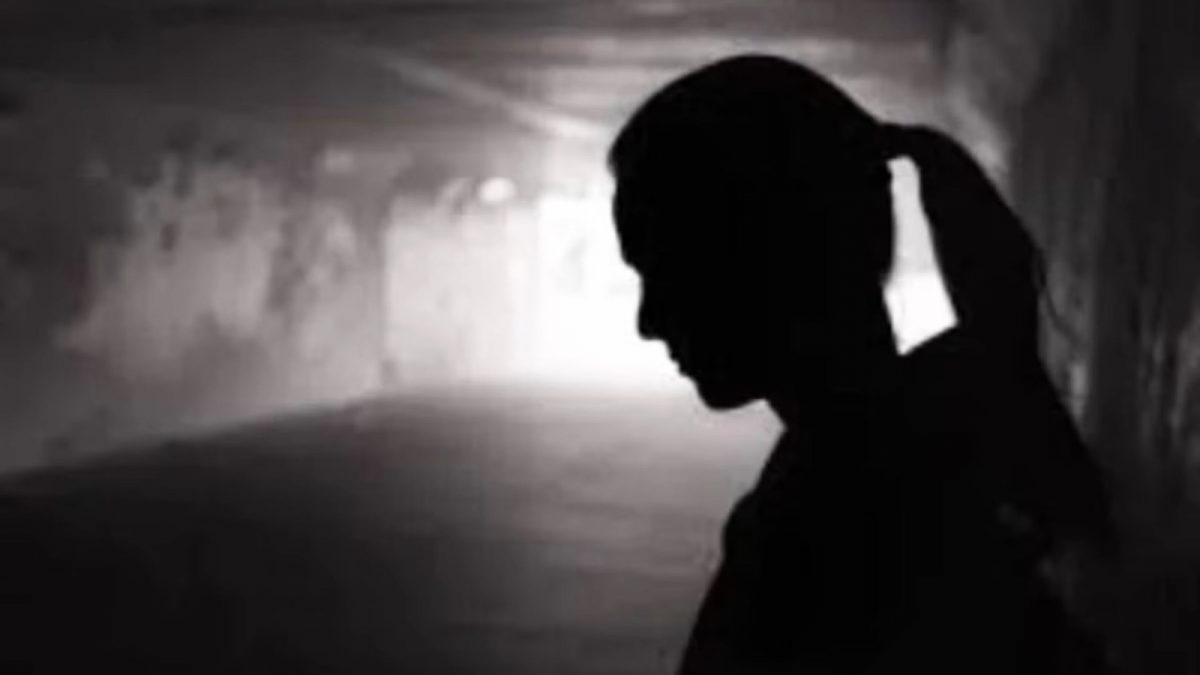 Out on night drive, 2 Army officers beaten, woman friend gangraped at gunpoint in Madhya Pradesh Out on night drive, 2 Army officers beaten, woman friend gangraped at gunpoint in Madhya Pradesh