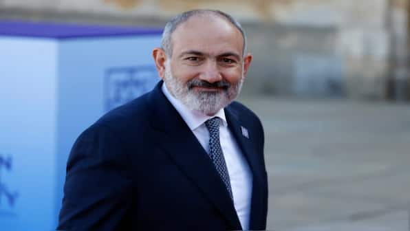 Armenia accuses Russia of staging coup against country's pro-West PM, charges 7 people