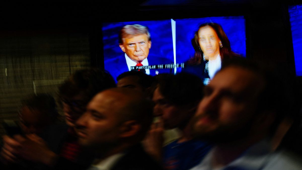 Are US migrants eating pet cats and ducks? Bizarre rumour pushed by Donald Trump Are US migrants eating pet cats and ducks? Bizarre rumour pushed by Donald Trump