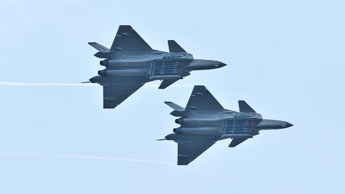 How Chinese J-20 fighters in Xinjiang and Tibet are a concern for India How Chinese J-20 fighters in Xinjiang and Tibet are a concern for India