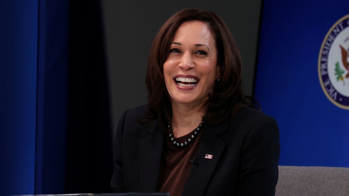 When asked, 'Alexa, why should I vote for Kamala Harris?' the virtual assistant provided a list of reasons supporting her candidacy. While, he did not do the same for Donald Trump. Reuters When asked, 'Alexa, why should I vote for Kamala Harris?' the virtual assistant provided a list of reasons supporting her candidacy. While, he did not do the same for Donald Trump. Reuters