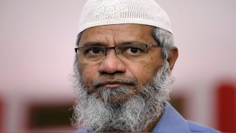 Fugitive Islamic preacher Zakir Naik reacts during a prayer at a mosque in Melaka, Malaysia, September 7, 2019. Reuters