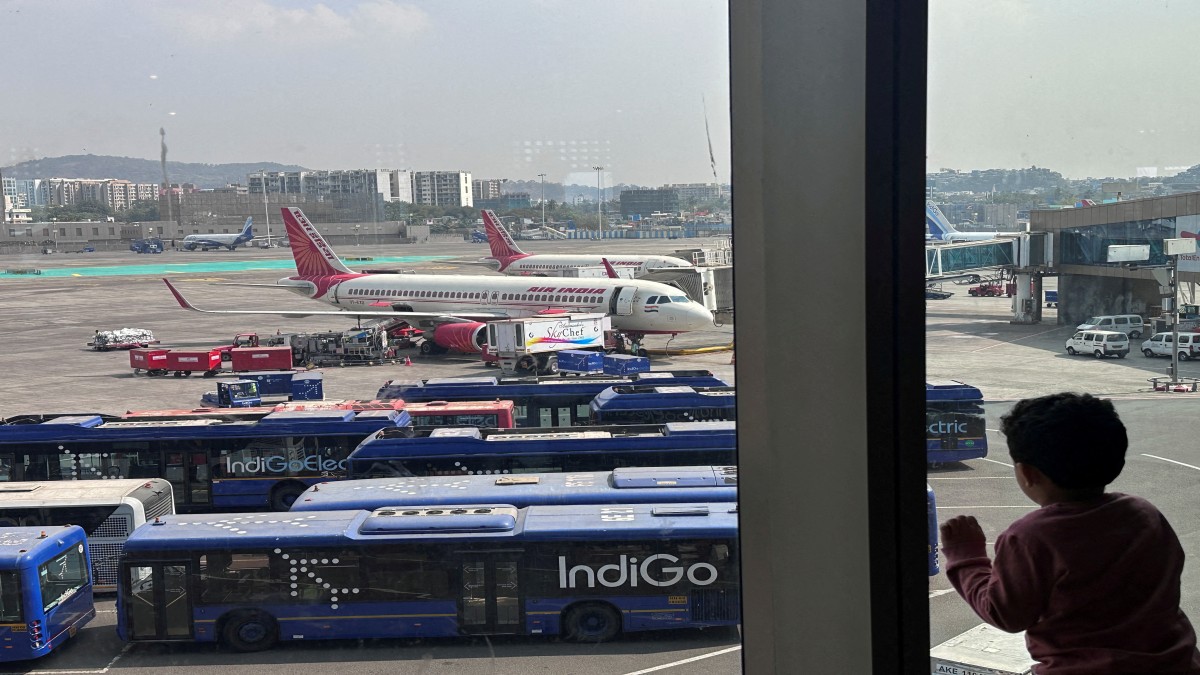 Who is Jagdish Uikey, the man arrested for sending over 100 fake bomb threats to flights? Who is Jagdish Uikey, the man arrested for sending over 100 fake bomb threats to flights?