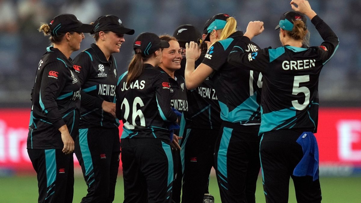 Mesmerizing Live: White Ferns V South Africa Women - Second Odi Artwork in 4K Mesmerizing Live: White Ferns V South Africa Women - Second Odi Artwork in 4K