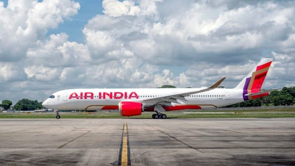 Air India Mumbai-New York flight diverted to Delhi after bomb threat – Firstpost